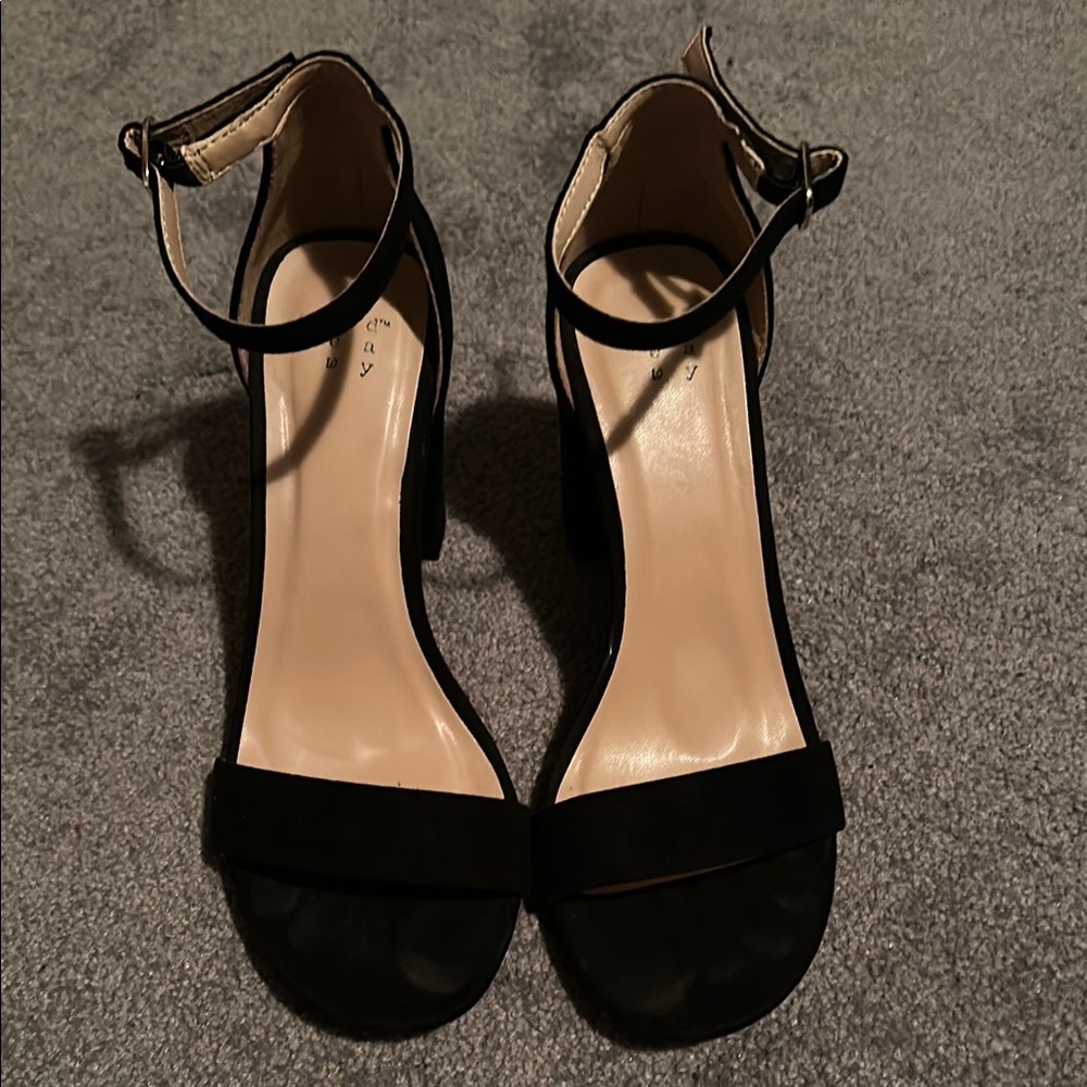 Target A New Day bock heels size 6.5